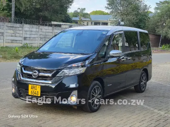 Picture of Nissan Serena 2017