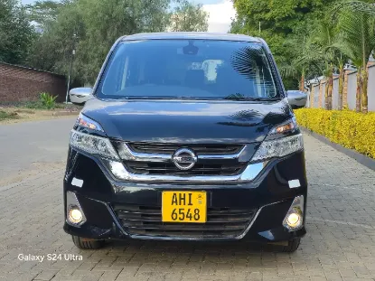Picture of Nissan Serena 2017