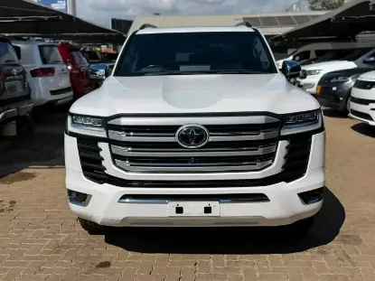 Picture of Toyota Land Cruiser 2023