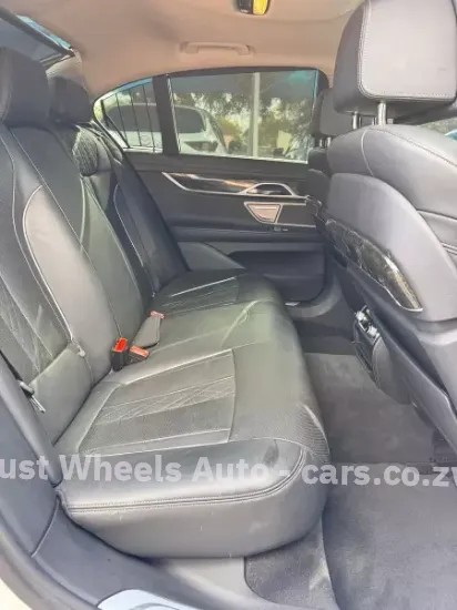 Picture of BMW 7 Series 2016