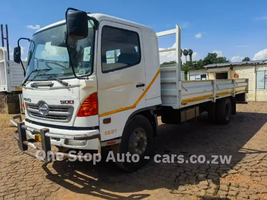Picture of Hino 500 Series 2013