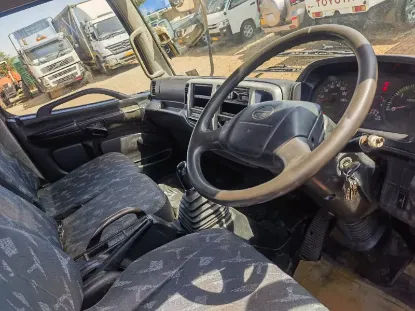 Picture of Hino 500 Series 2013