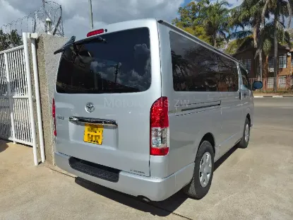 Picture of Toyota Quantum 2018