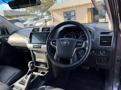 Picture of Toyota Prado 2020