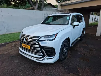 Picture of Lexus 500D 2023
