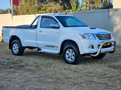 Picture of Toyota Hilux 2013
