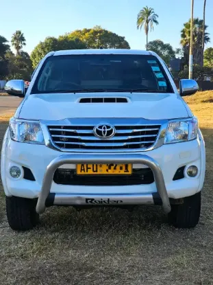 Picture of Toyota Hilux 2013
