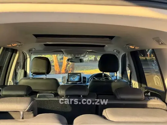 Picture of Mercedes Benz GLS 2017