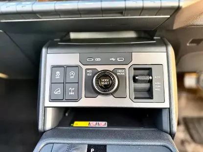 Picture of Toyota Hilux 2026