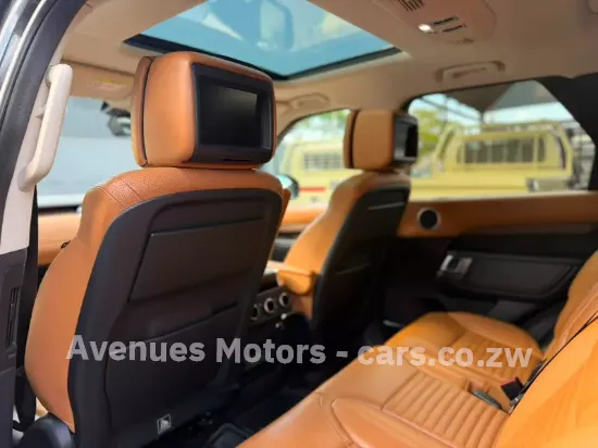 Picture of Land Rover Discovery 2016