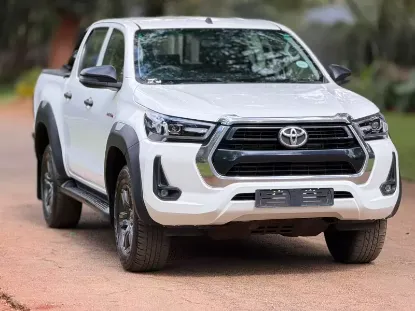 Picture of Toyota Hilux 2021