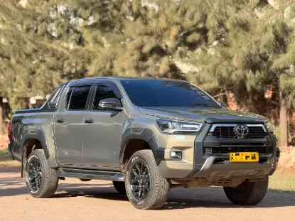 Picture of Toyota Hilux 2022