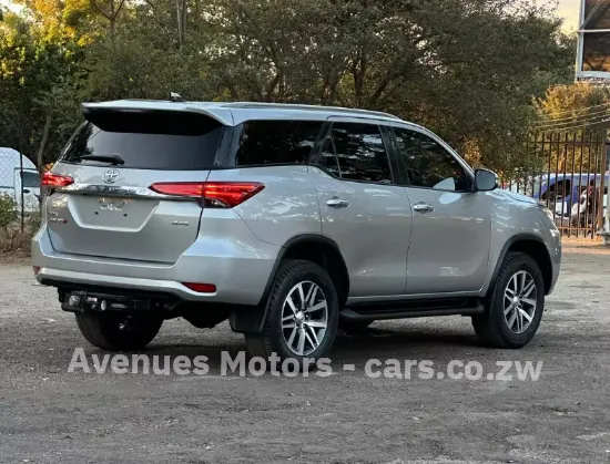 Picture of Toyota Fortuner 2016
