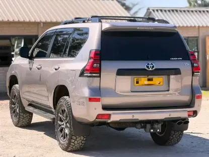 Picture of Toyota Prado 2022