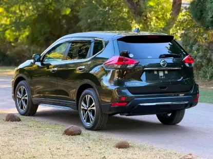 Picture of Nissan X-Trail 2017