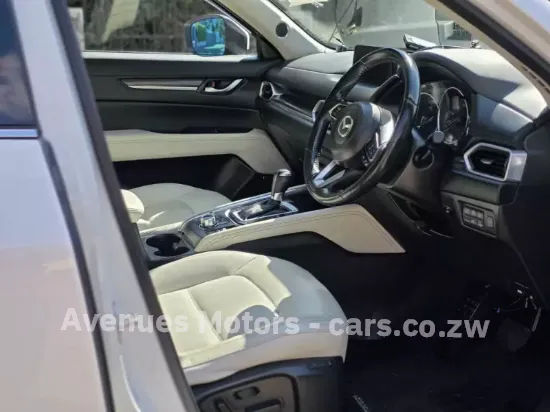 Picture of Mazda CX-5 2017