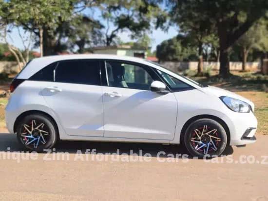Picture of Honda Fit 2020