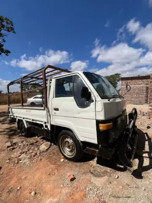 Picture of Toyota Dyna 1995