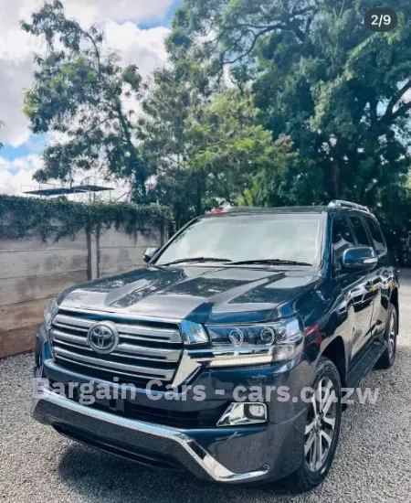 Picture of Toyota Land Cruiser 2017