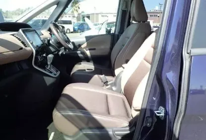 Picture of Nissan Serena 2017