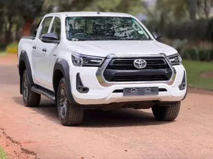 Picture of Toyota Hilux 2021