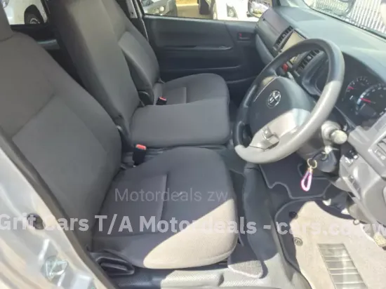 Picture of Toyota Hiace 2018
