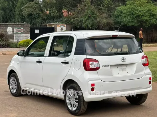 Picture of Toyota Passo 2018