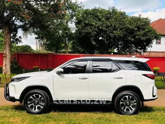 Picture of Toyota Fortuner 2025