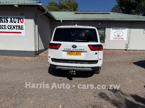 Picture of Toyota Land Cruiser 2023