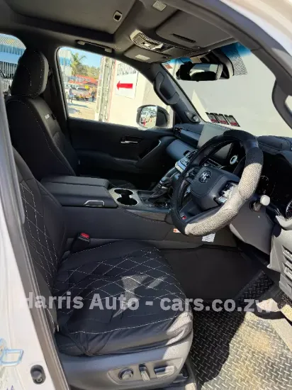 Picture of Toyota Land Cruiser 2023