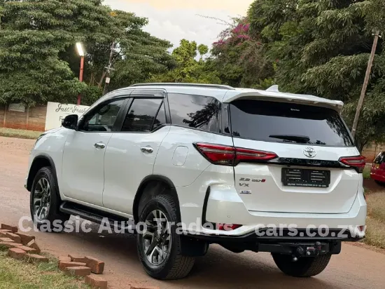 Picture of Toyota Fortuner 2025