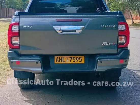 Picture of Toyota Hilux 2022