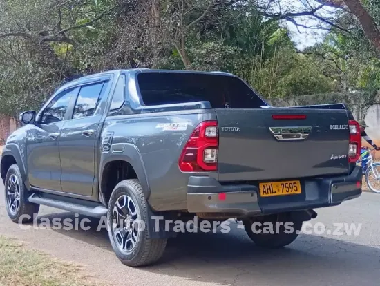Picture of Toyota Hilux 2022