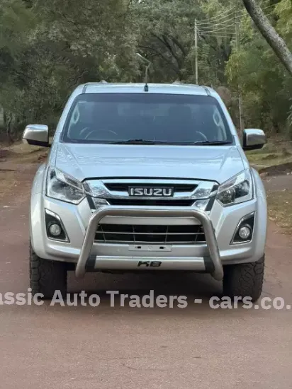 Picture of Isuzu KB300 2018