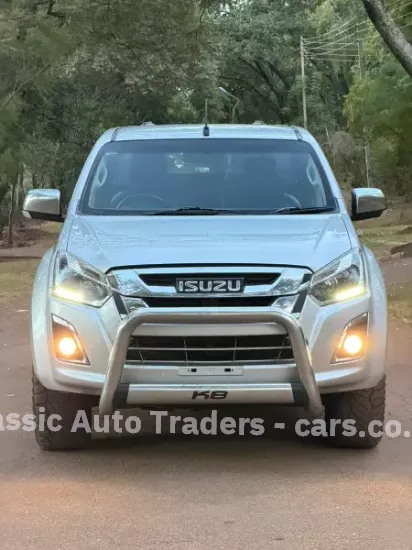Picture of Isuzu KB300 2018