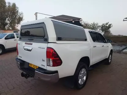 Picture of Toyota Hilux 2016