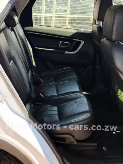 Picture of Land Rover Discovery 2013