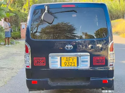 Picture of Toyota Hiace 2015