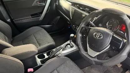 Picture of Toyota Auris 2013