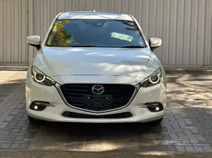 Picture of Mazda Axela 2017