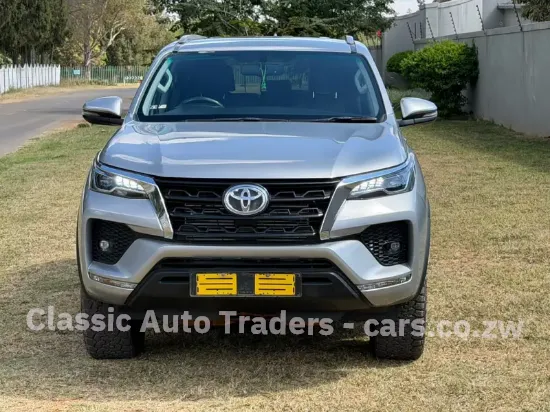 Picture of Toyota Fortuner 2021