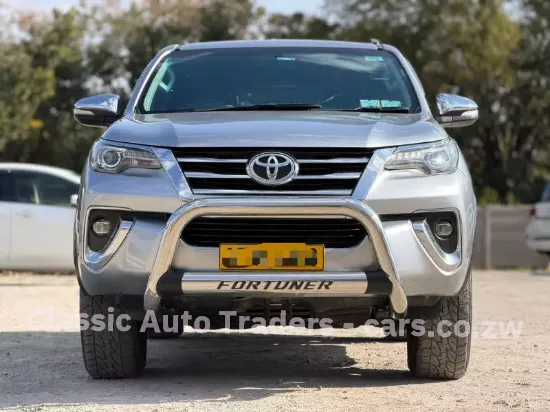 Picture of Toyota Fortuner 2016