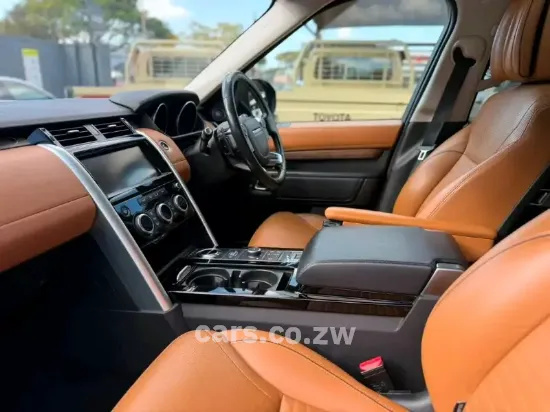 Picture of Land Rover Discovery 2016