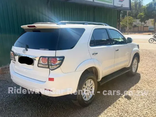 Picture of Toyota Fortuner D4D