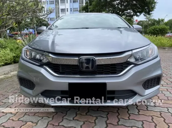 Picture of Honda Grace Hybrid For Hire