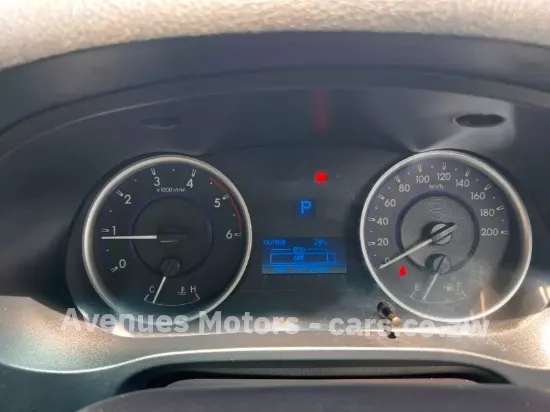 Picture of Toyota Hilux 2016