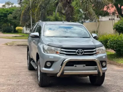 Picture of Toyota Hilux 2016