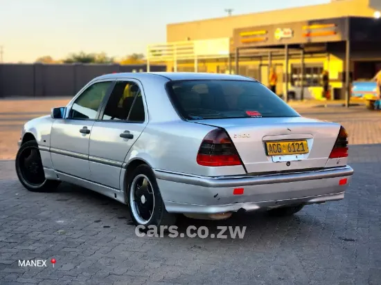 Picture of Mercedes Benz C200 1999