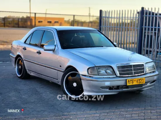 Picture of Mercedes Benz C200 1999