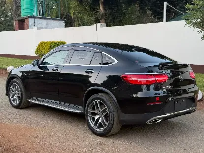Picture of Mercedes Benz GLC 2017